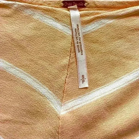 Free People Coral/White Stripe Scoop Neck Button Tiered Crop Peasant Top Size S - Picture 2 of 10